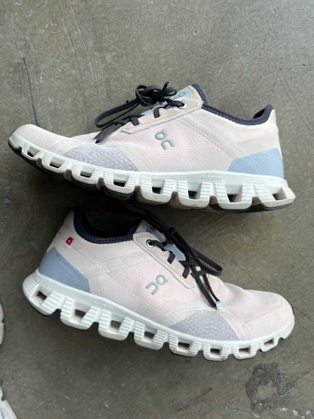 Women's On Cloud X 3 AD Hybrid Training Shoe - 9.5